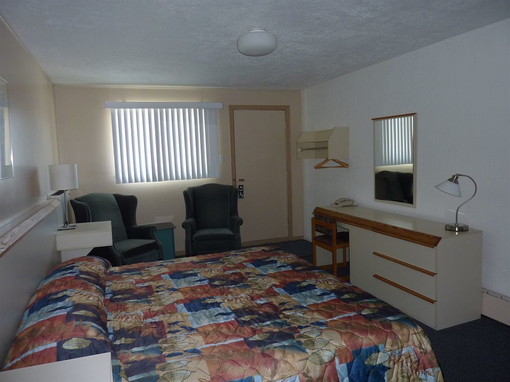 Motel Belle Riviere Saint-Jean-sur-Richelieu Exterior foto